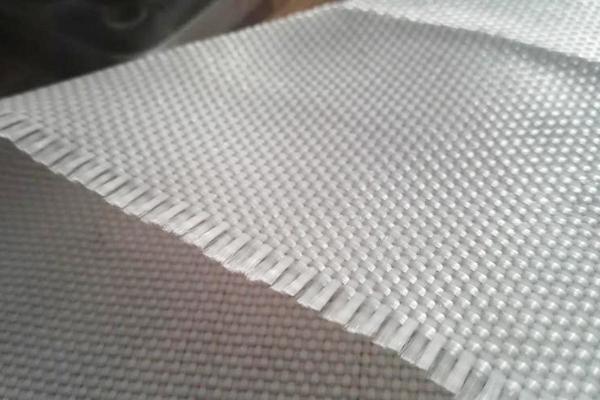 高強(qiáng)加筋土工布耐高溫嗎 第1張