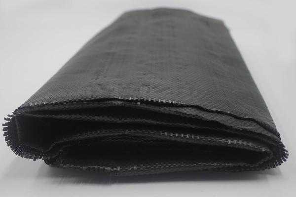 編織土工布和無(wú)紡?fù)凉げ嫉膮^(qū)別  第1張